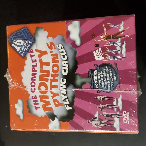 The Complete Monty Python's Flying  Circus 16 Ton Megaset DVD collection NEW - Picture 7 of 8
